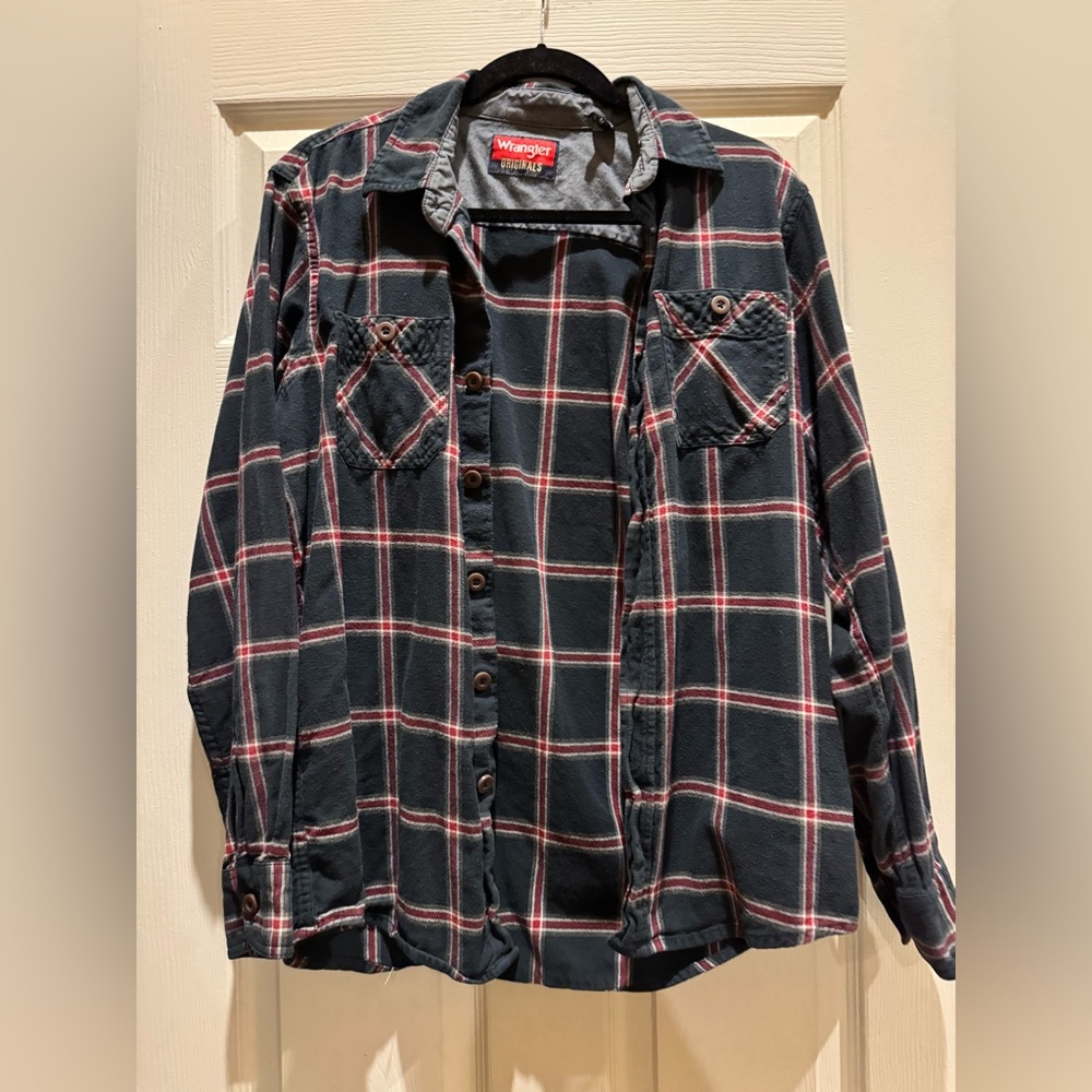 Wrangler Originals: Men Long Sleeve Cotton Plaid Button-Up Shirt size Medium